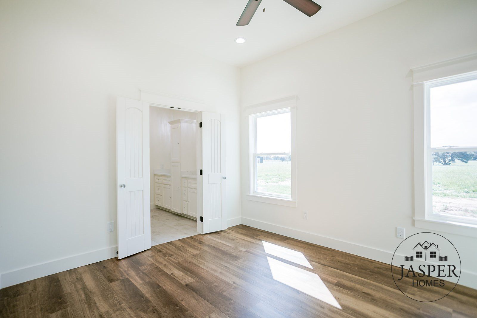 Yoakum custom home on Edgar Leesville Road by Jasper Homes — photo 30