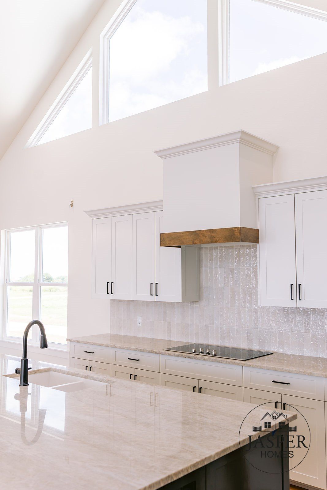 Port Lavaca custom home on Windswept Drive by Jasper Homes — photo 136