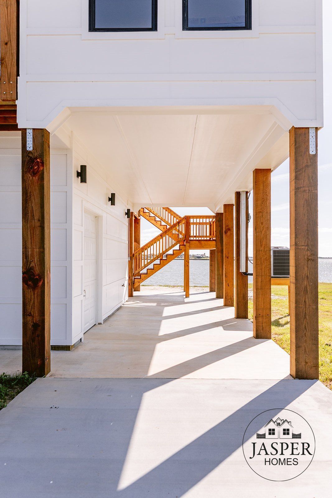 Palacios custom home on Windswept Drive by Jasper Homes — photo 10