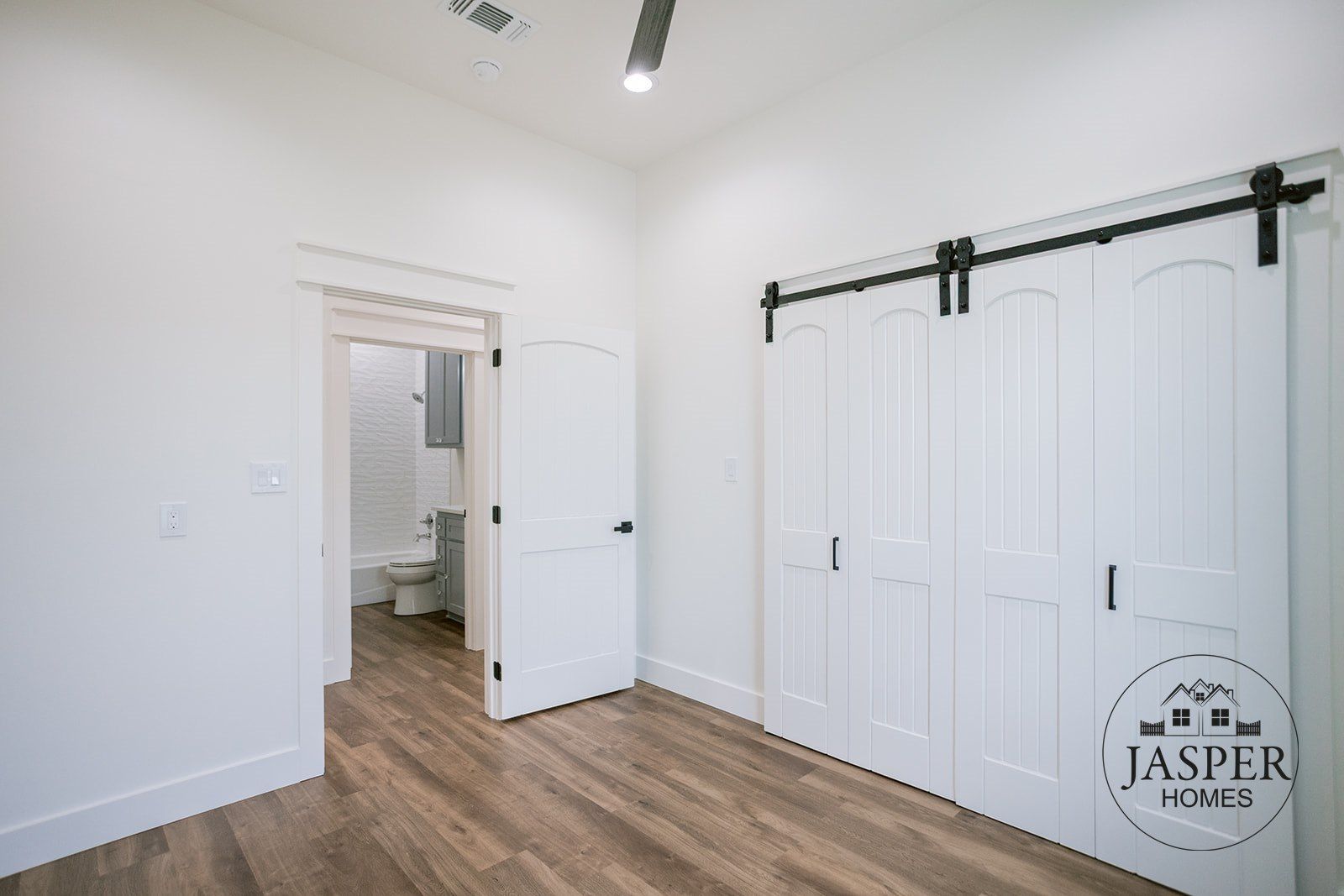 Yoakum custom home on Edgar Leesville Road by Jasper Homes — photo 71