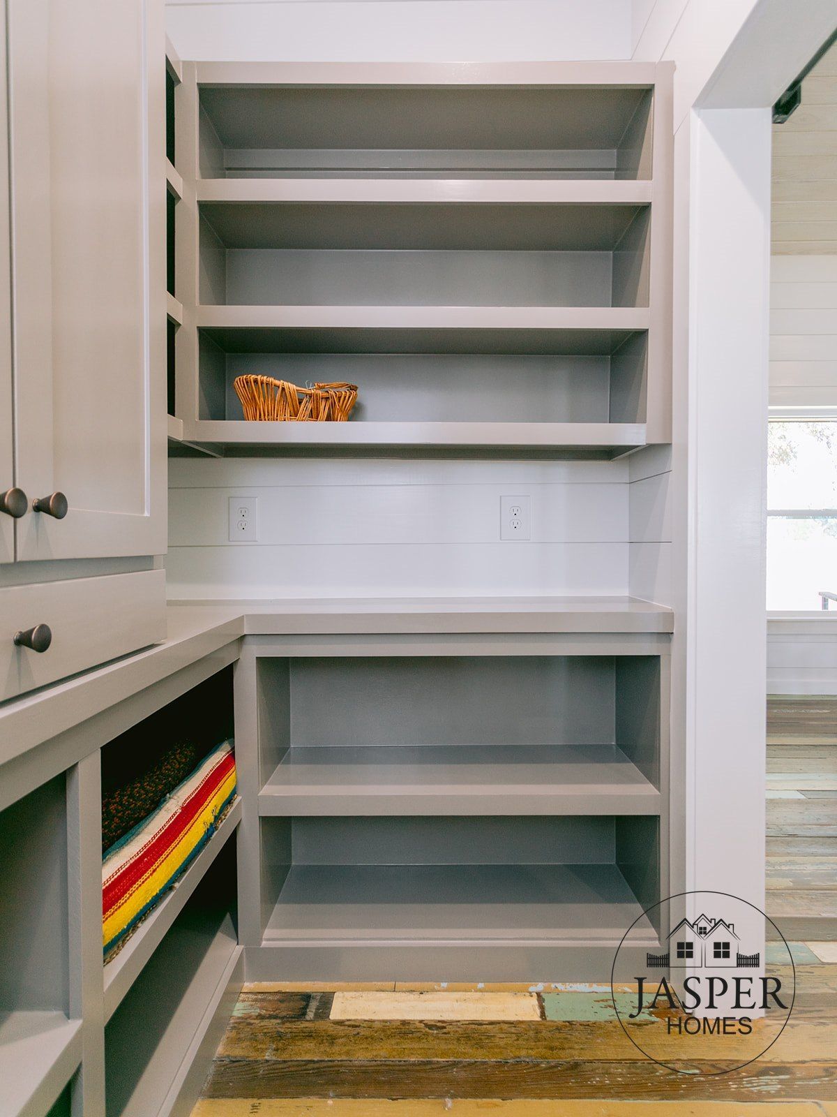 Mustang Mott ranch home renovation by Jasper Homes — photo 51