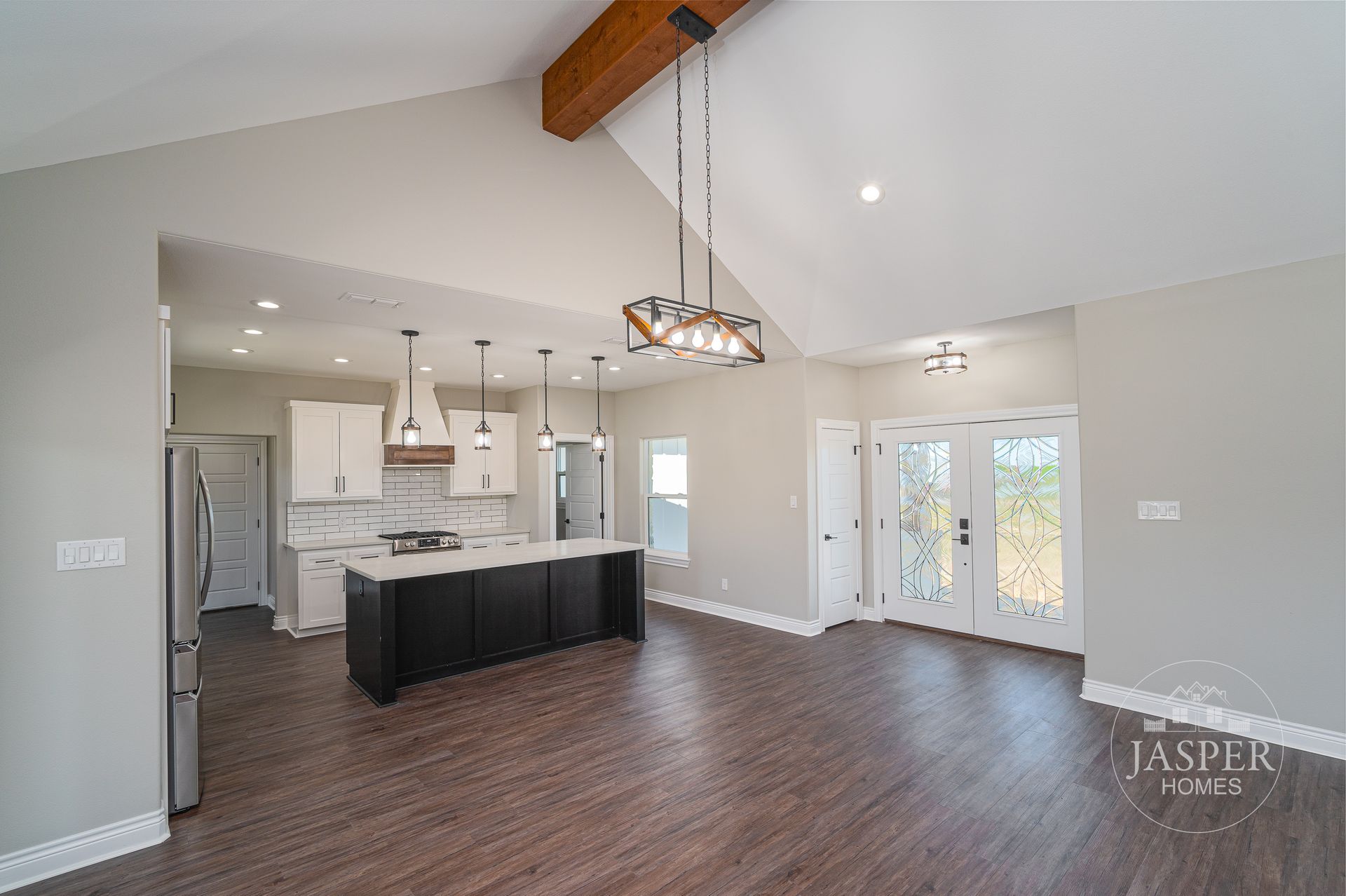 Port Lavaca custom home on Bredan Road by Jasper Homes — photo 25