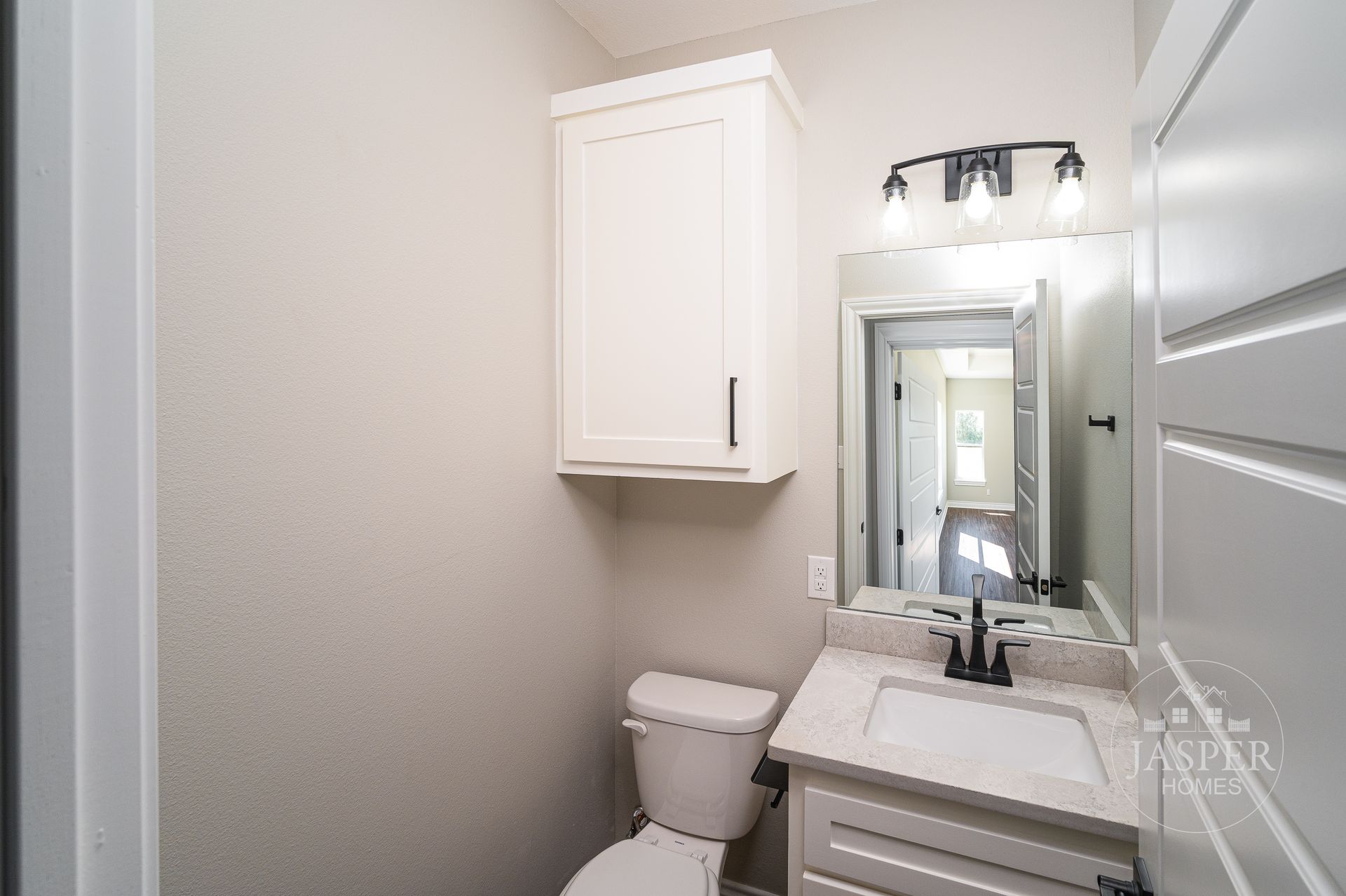 Port Lavaca custom home on Bredan Road by Jasper Homes — photo 21