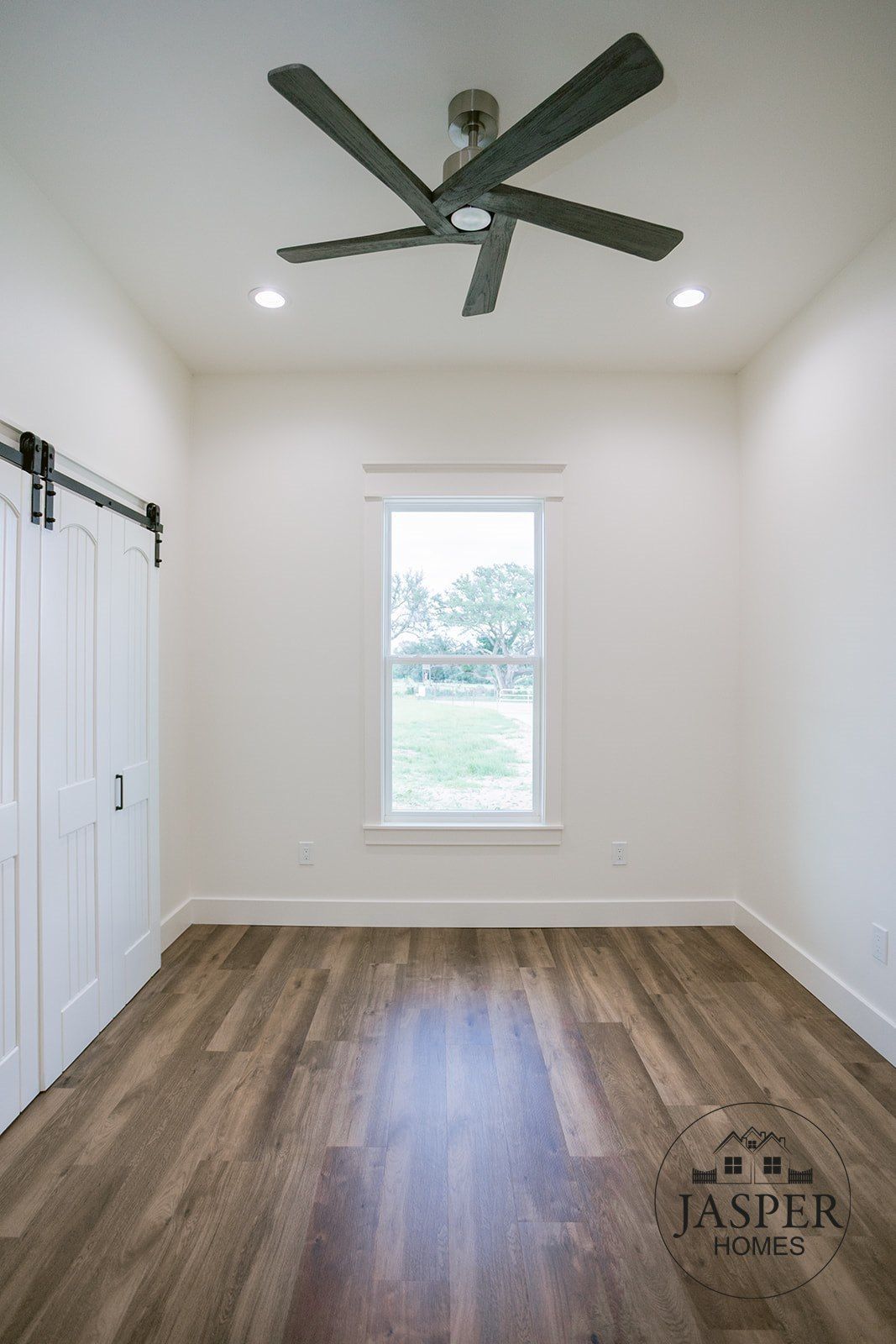 Yoakum custom home on Edgar Leesville Road by Jasper Homes — photo 73
