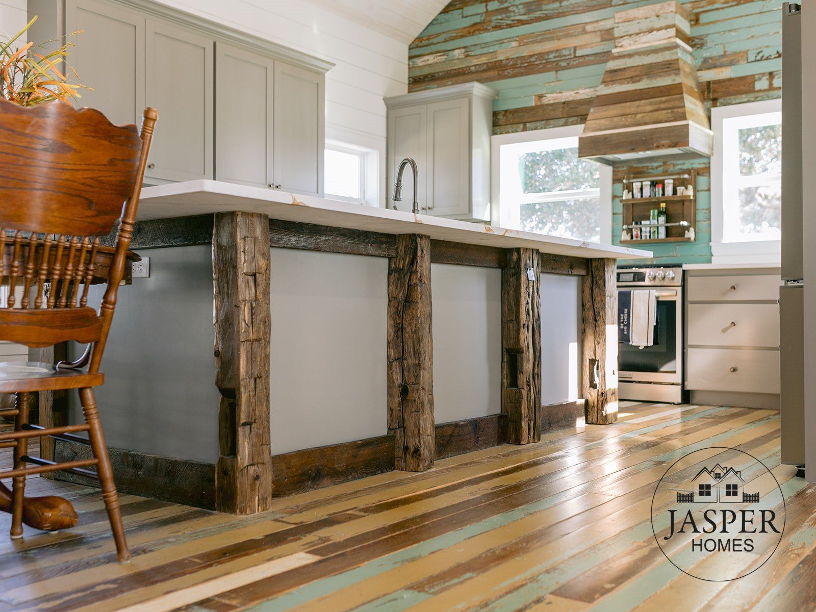Mustang Mott ranch home renovation by Jasper Homes — photo 35