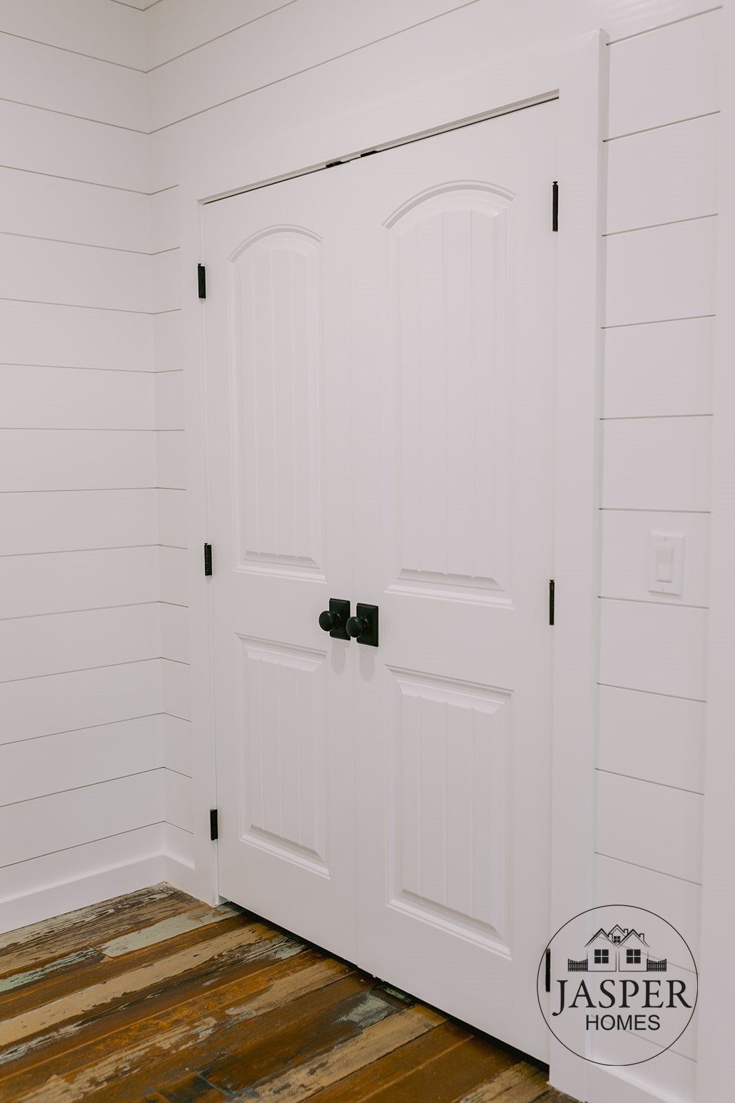 Mustang Mott ranch home renovation by Jasper Homes — photo 134
