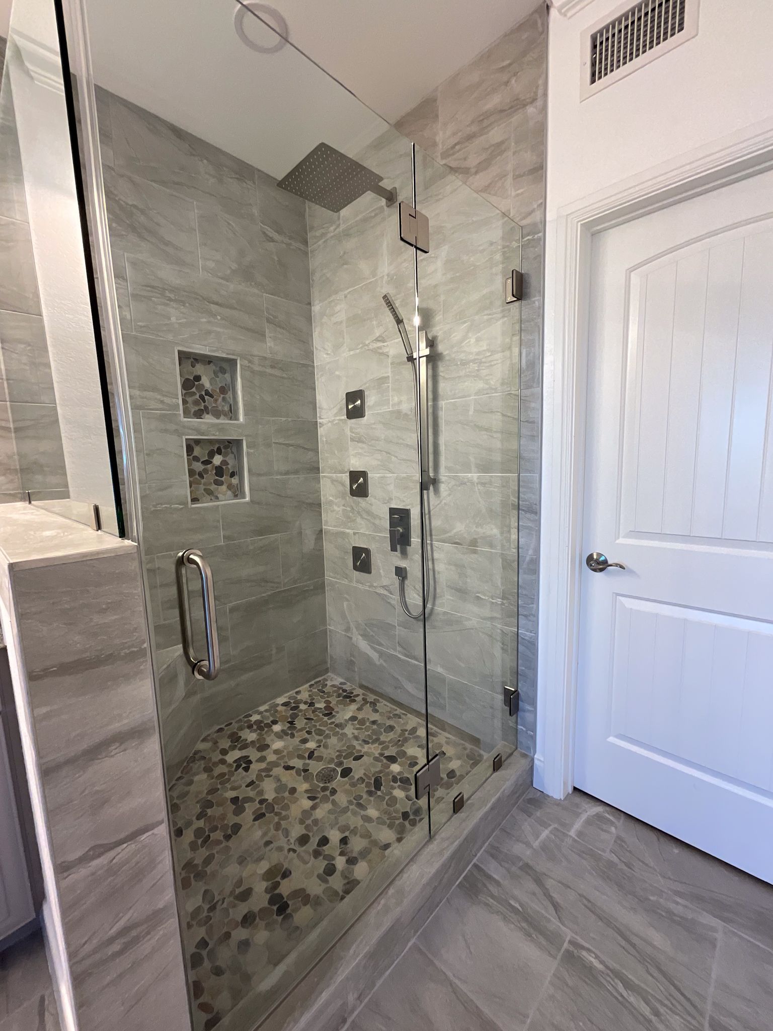 Hallettsville custom home built by Jasper Homes — exterior