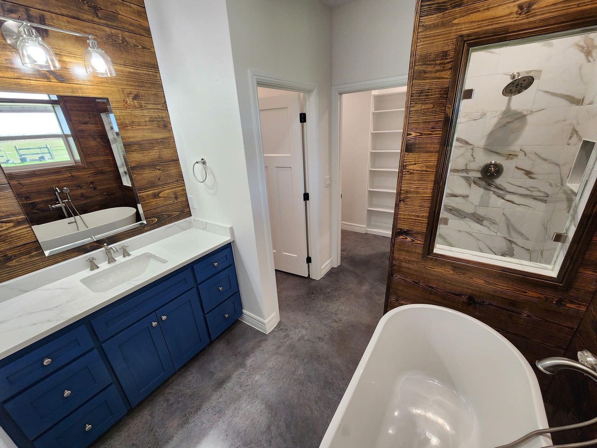 Victoria custom barndominium built by Jasper Homes — photo 2