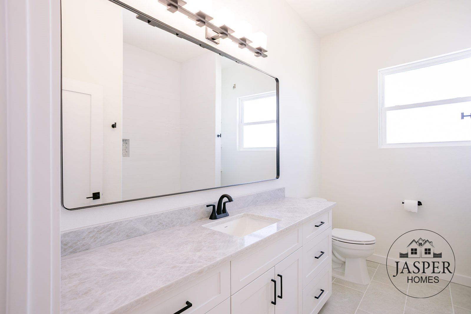 Port Lavaca custom home on Windswept Drive by Jasper Homes — photo 70