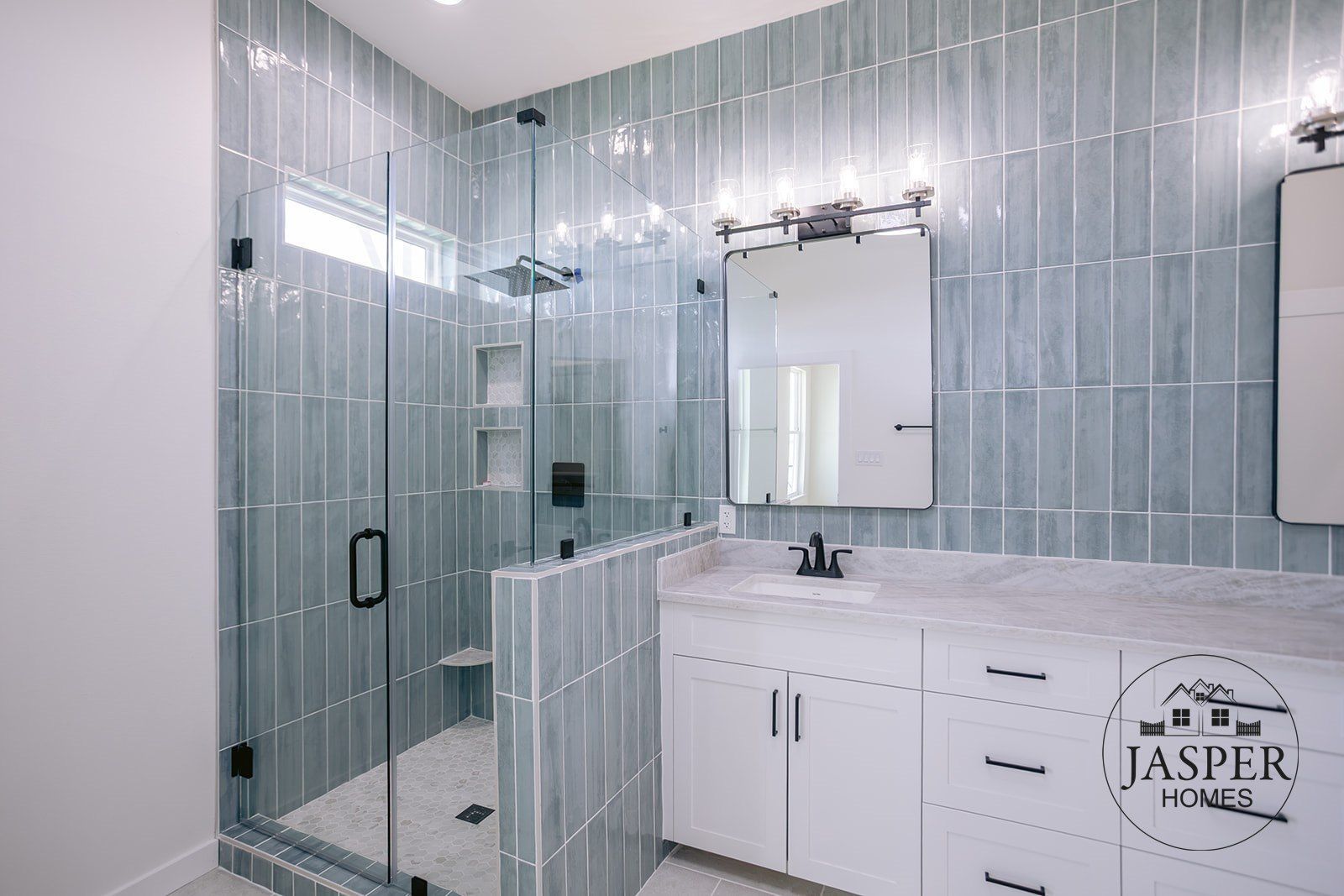 Port Lavaca custom home on Windswept Drive by Jasper Homes — photo 39