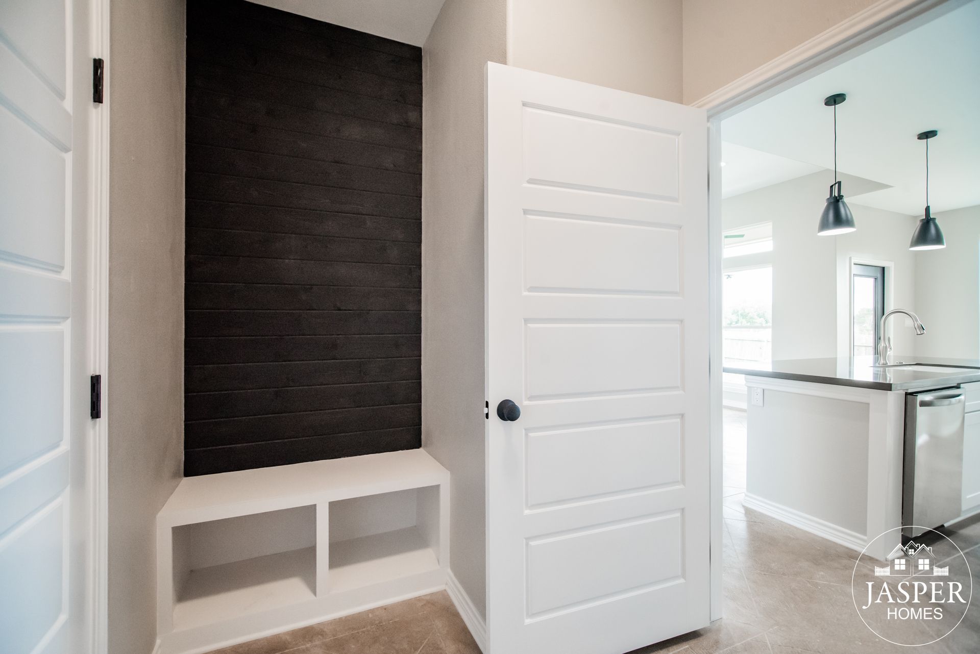 Victoria spec home built by Jasper Homes — photo 25