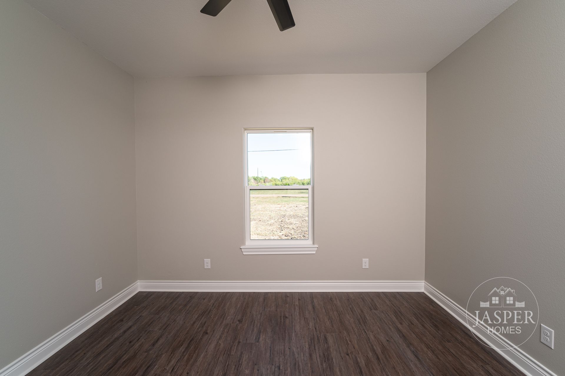 Port Lavaca custom home on Bredan Road by Jasper Homes — photo 27
