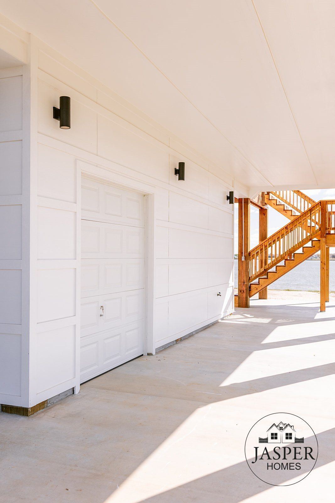 Palacios custom home on Windswept Drive by Jasper Homes — photo 17