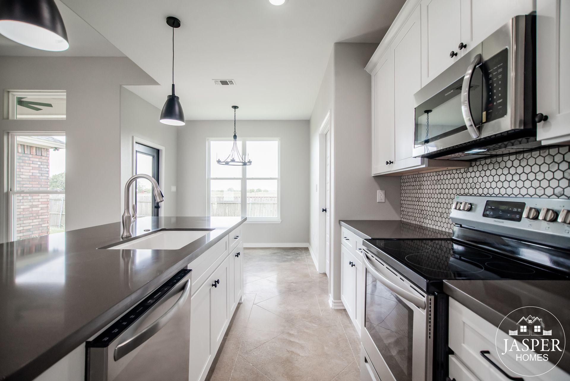 Victoria spec home built by Jasper Homes — photo 55