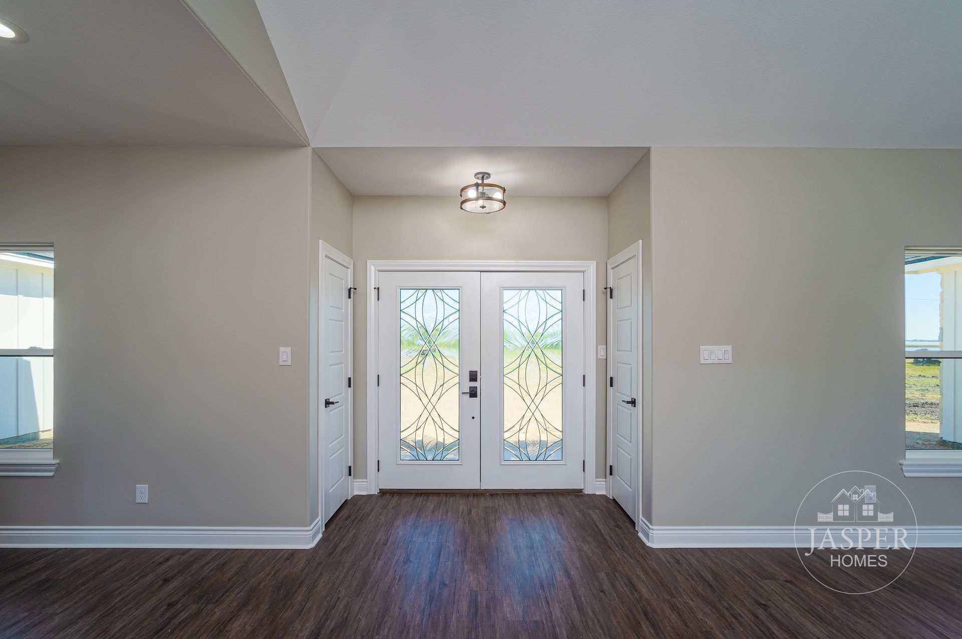 Port Lavaca custom home on Bredan Road by Jasper Homes — photo 37