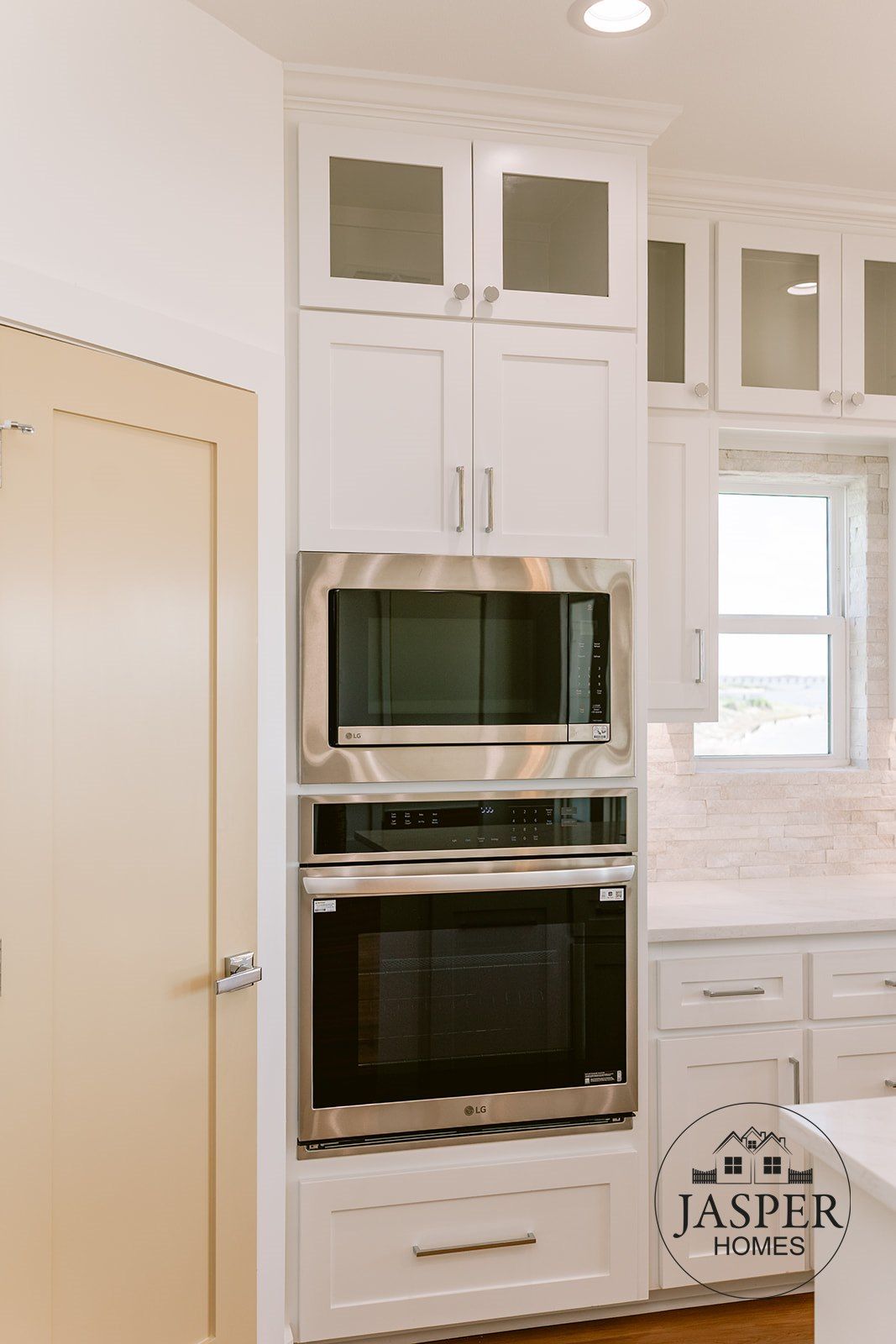 Palacios custom home on Windswept Drive by Jasper Homes — photo 65