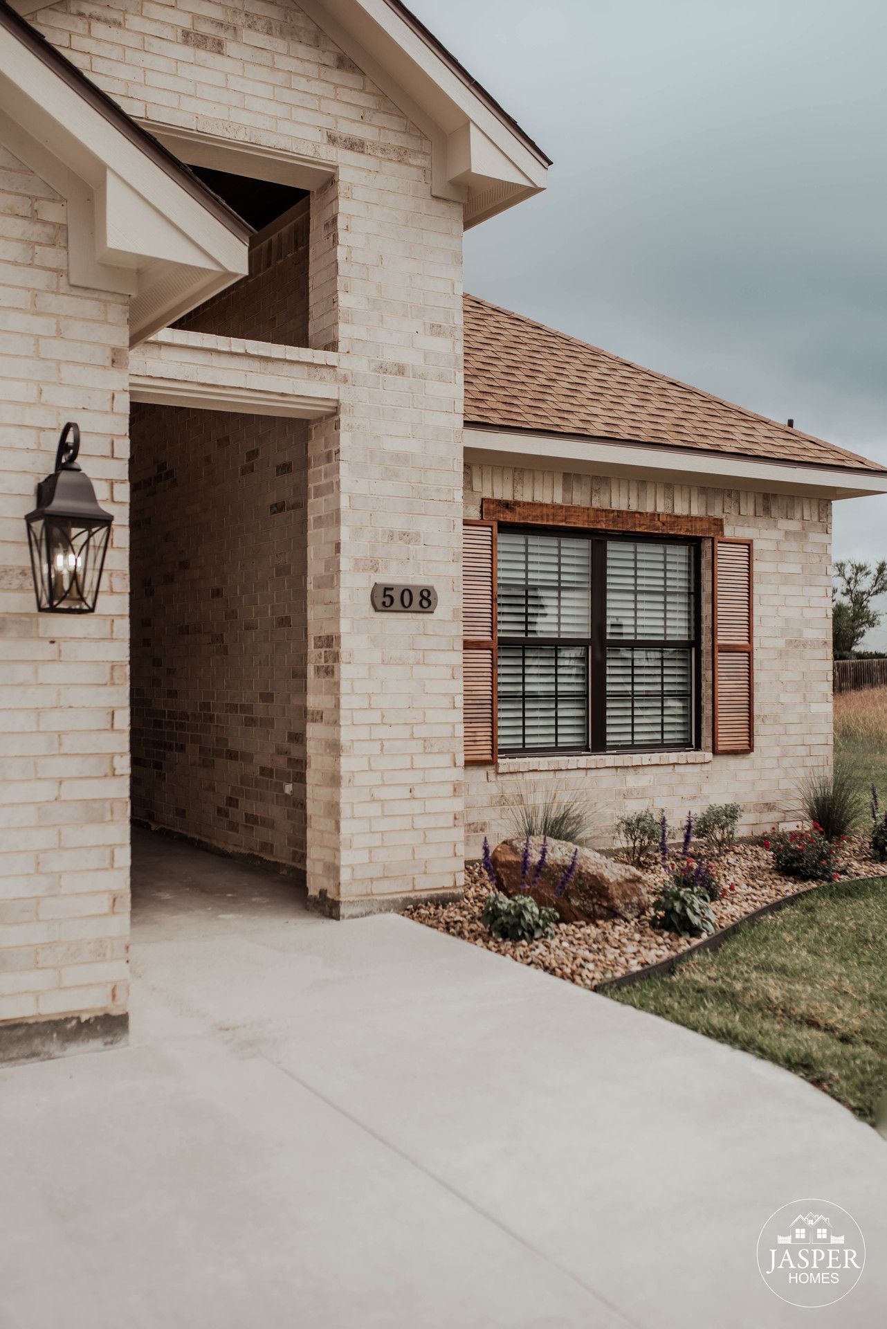 Victoria custom home built by Jasper Homes — photo 3