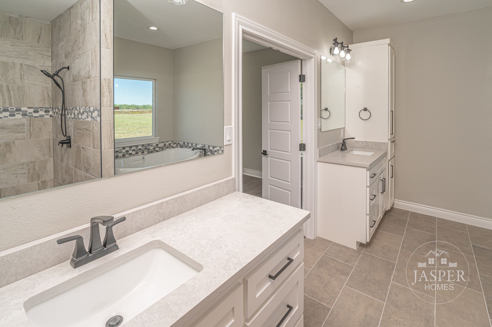 Port Lavaca custom home on Bredan Road by Jasper Homes — photo 15