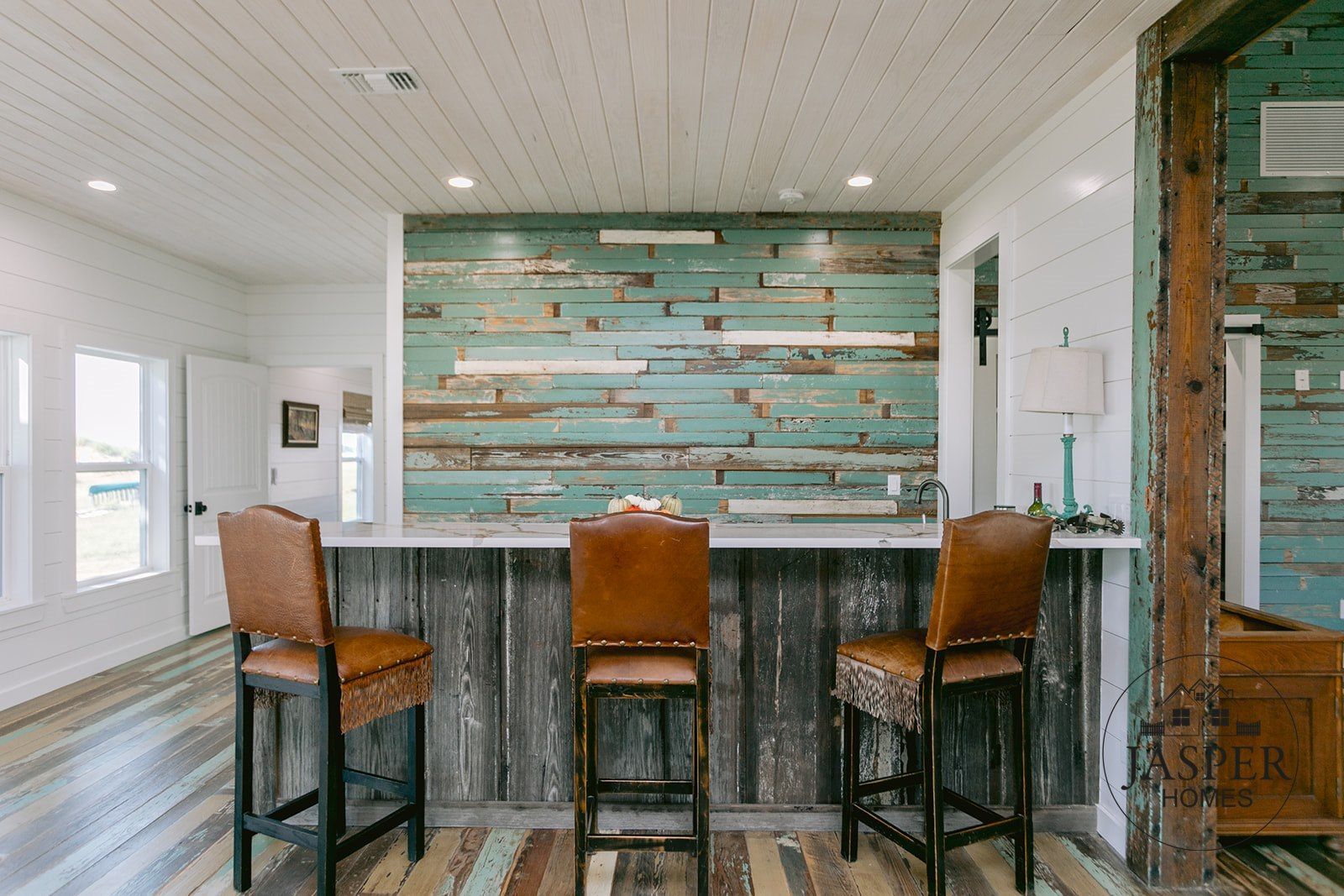 Mustang Mott ranch home renovation by Jasper Homes — photo 58