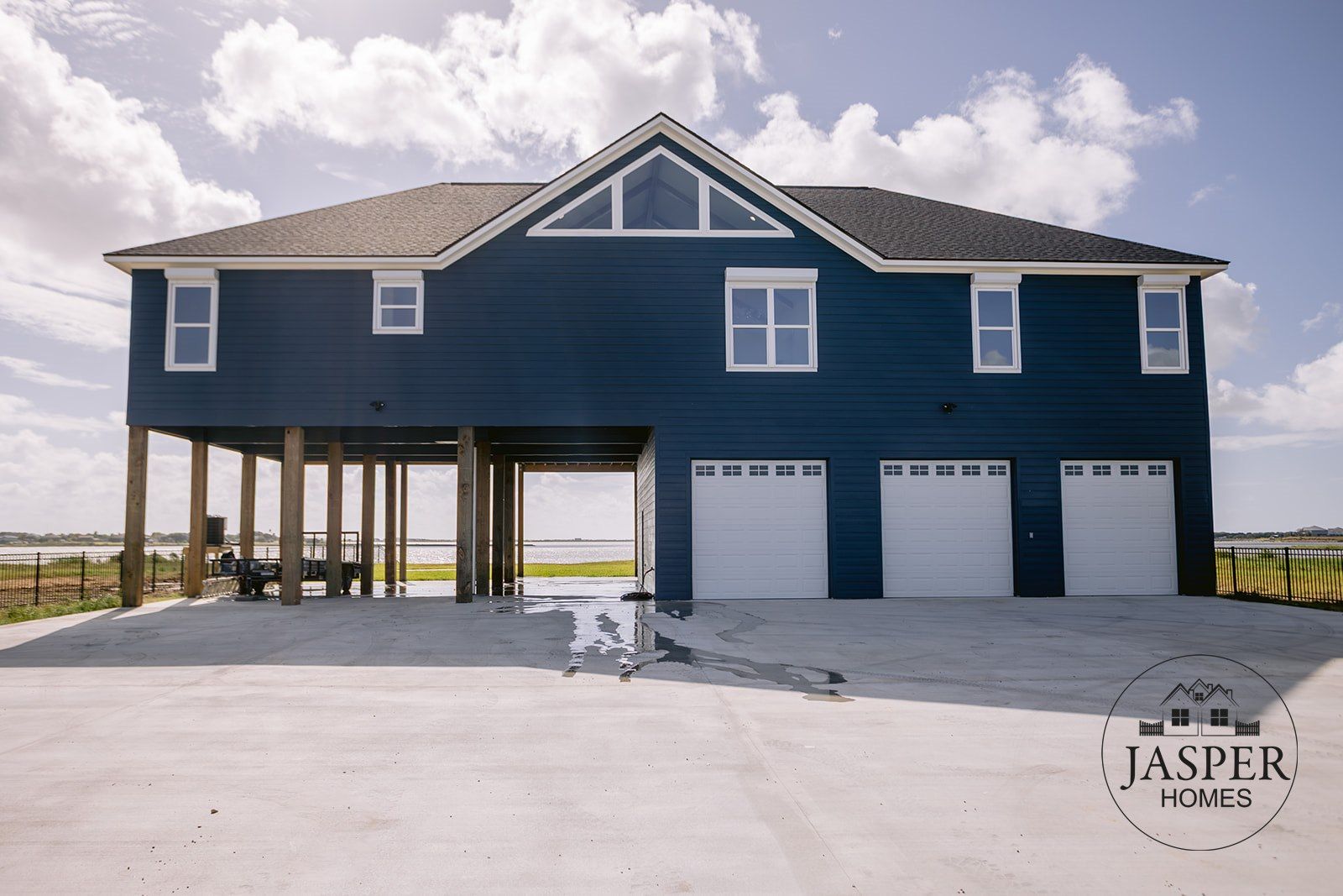 Port Lavaca custom home on Windswept Drive by Jasper Homes — exterior