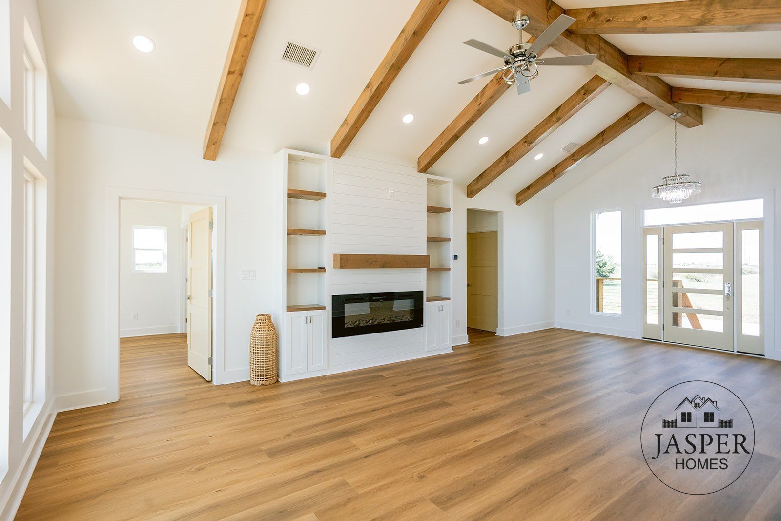 Palacios custom home on Windswept Drive by Jasper Homes — photo 35