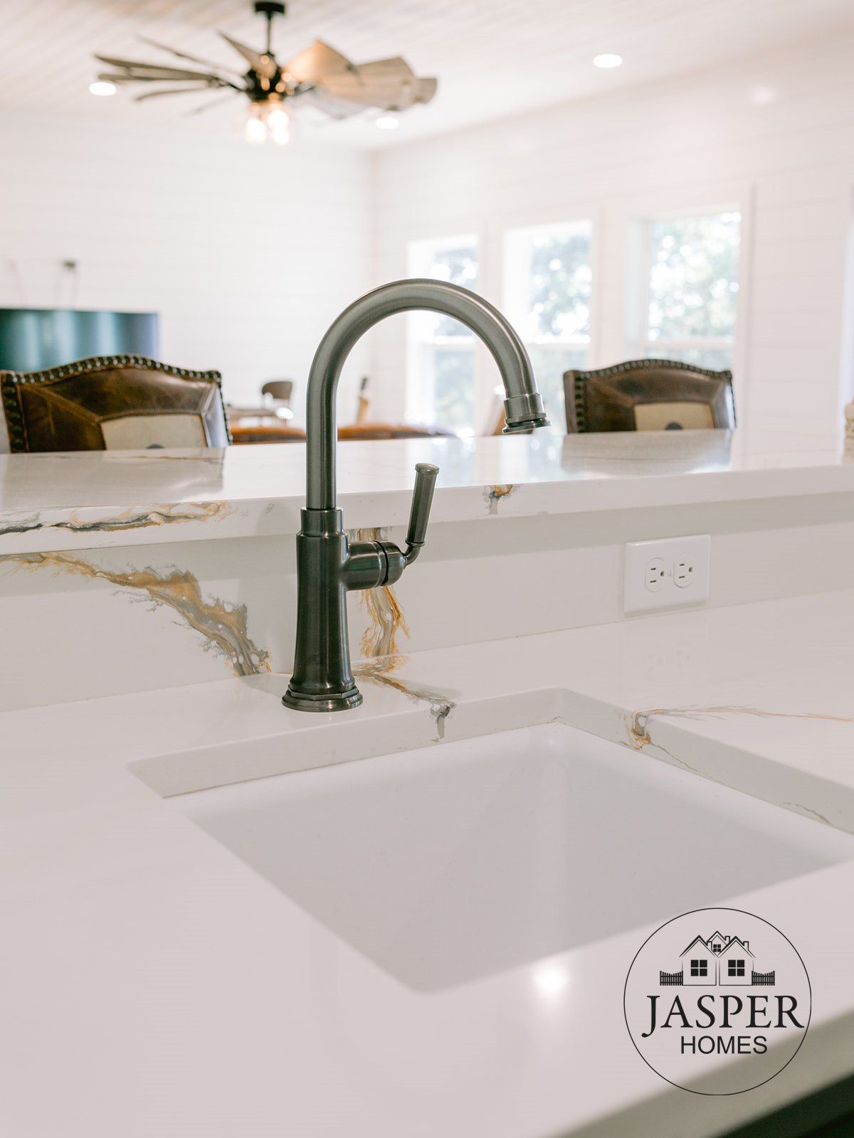 Mustang Mott ranch home renovation by Jasper Homes — photo 65