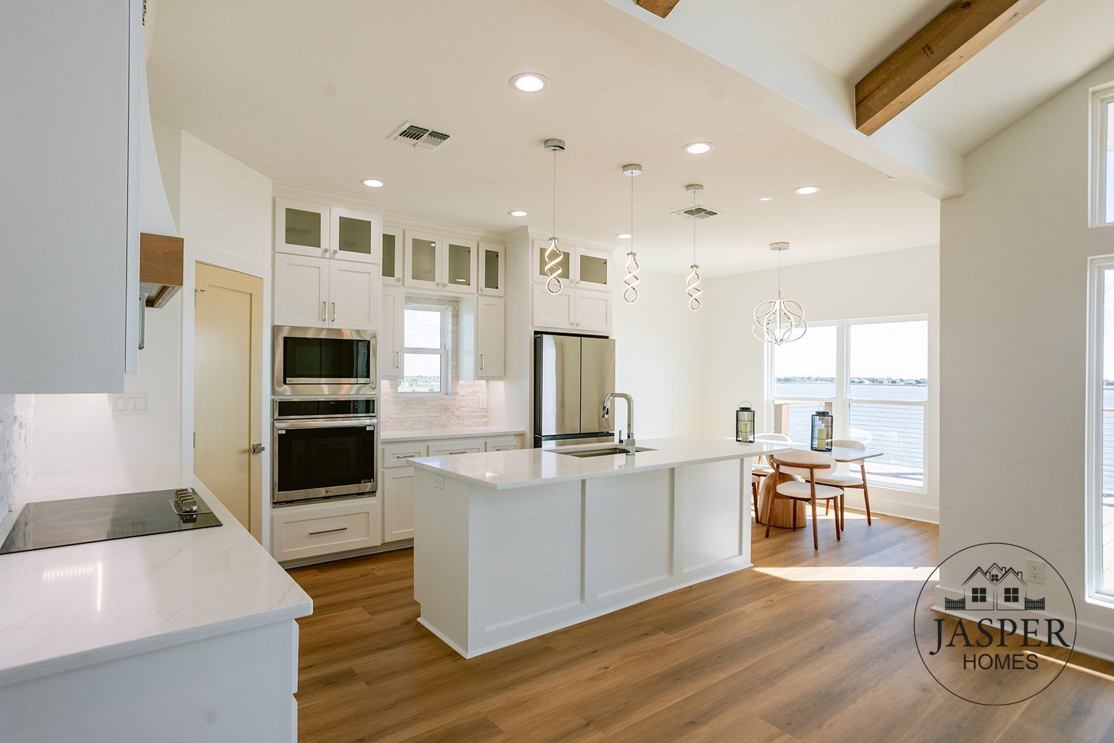 Palacios custom home on Windswept Drive by Jasper Homes — photo 39