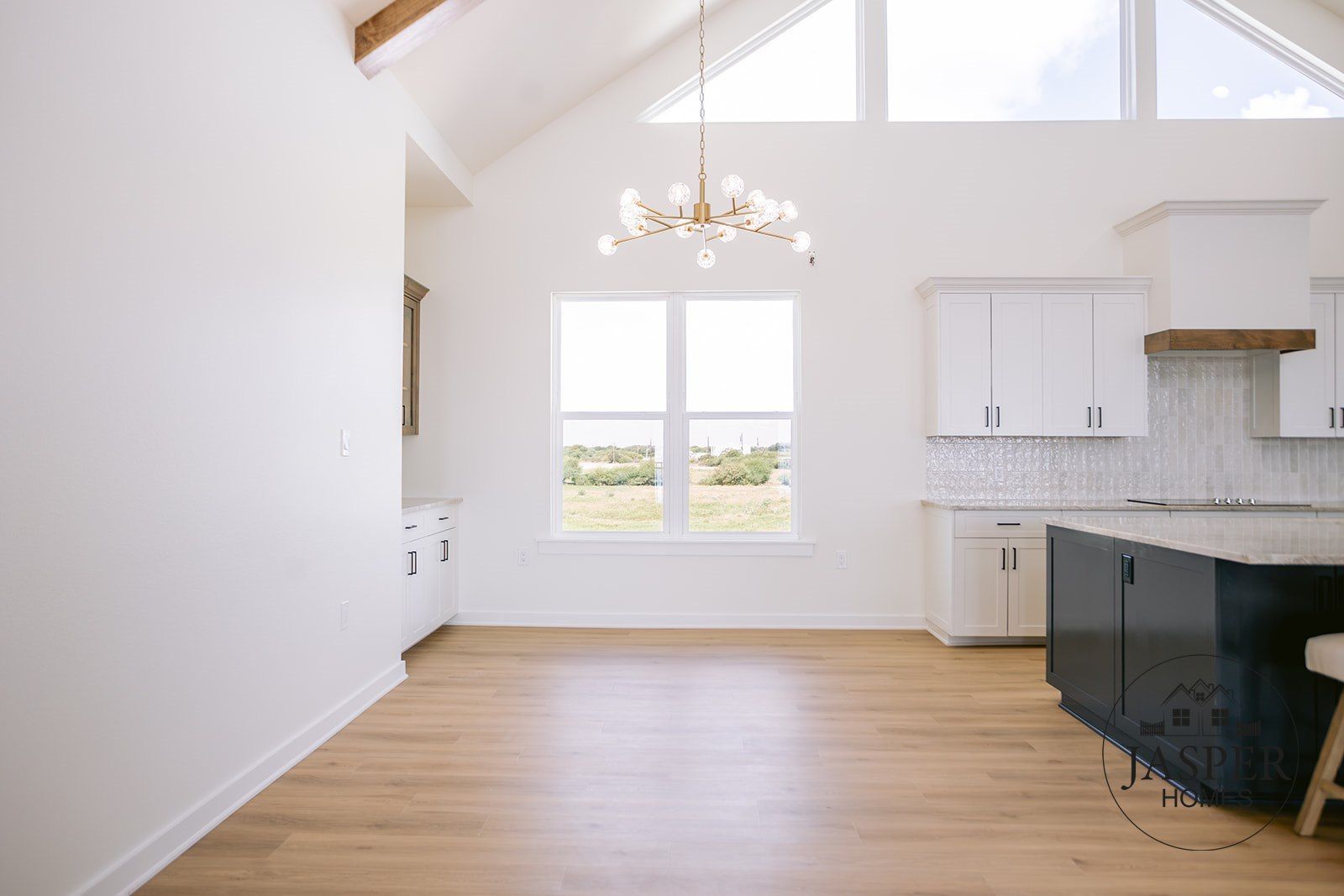 Port Lavaca custom home on Windswept Drive by Jasper Homes — photo 111