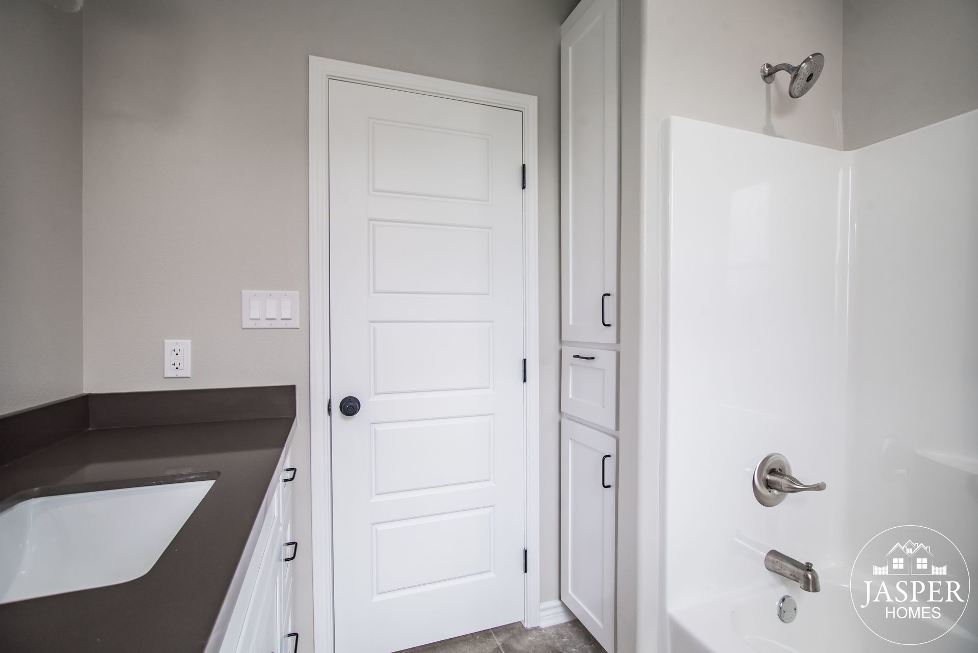 Victoria spec home built by Jasper Homes — photo 26