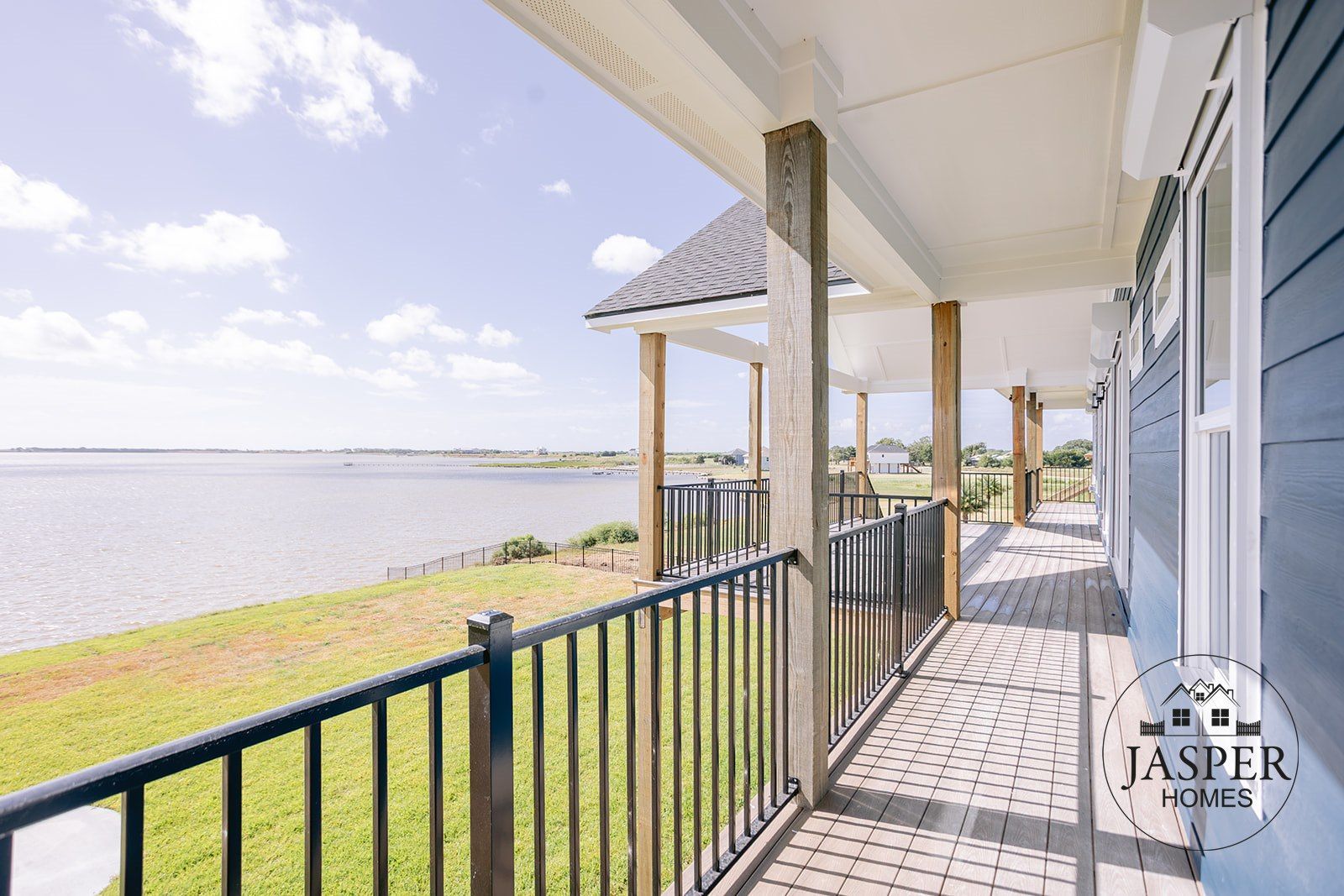Port Lavaca custom home on Windswept Drive by Jasper Homes — photo 26