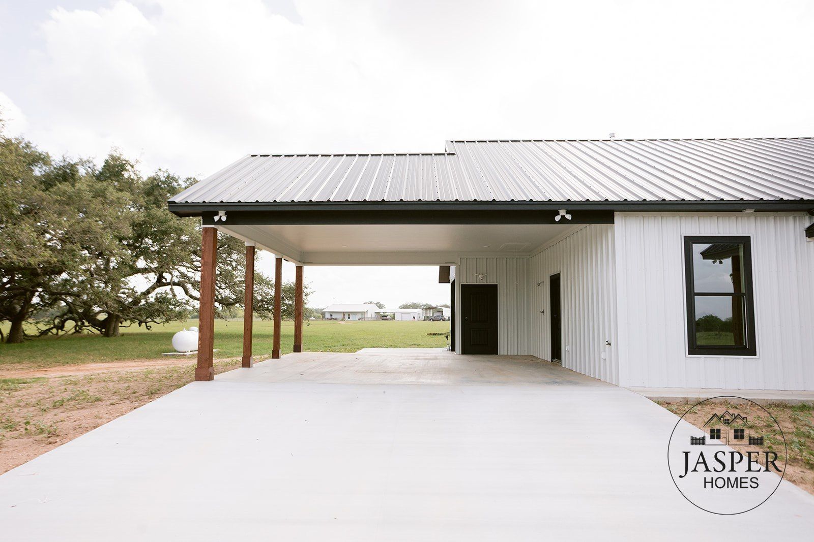 Yoakum custom home on Edgar Leesville Road by Jasper Homes — photo 96