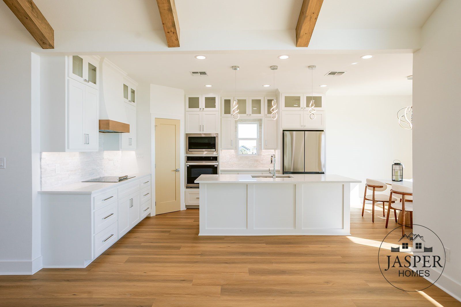 Palacios custom home on Windswept Drive by Jasper Homes — photo 38