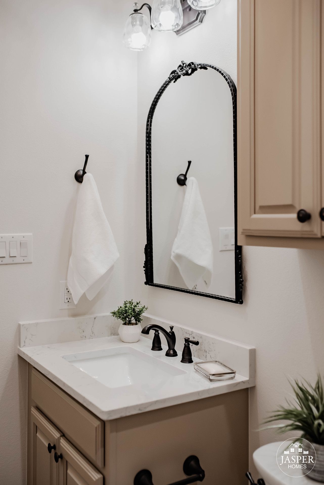 Victoria custom home built by Jasper Homes — photo 13