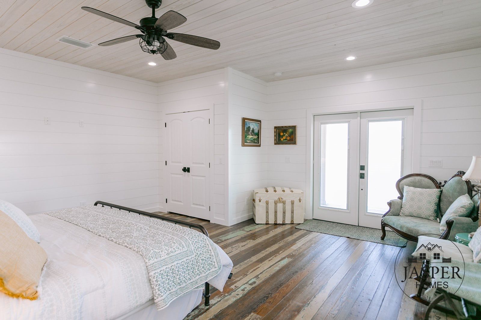 Mustang Mott ranch home renovation by Jasper Homes — photo 118
