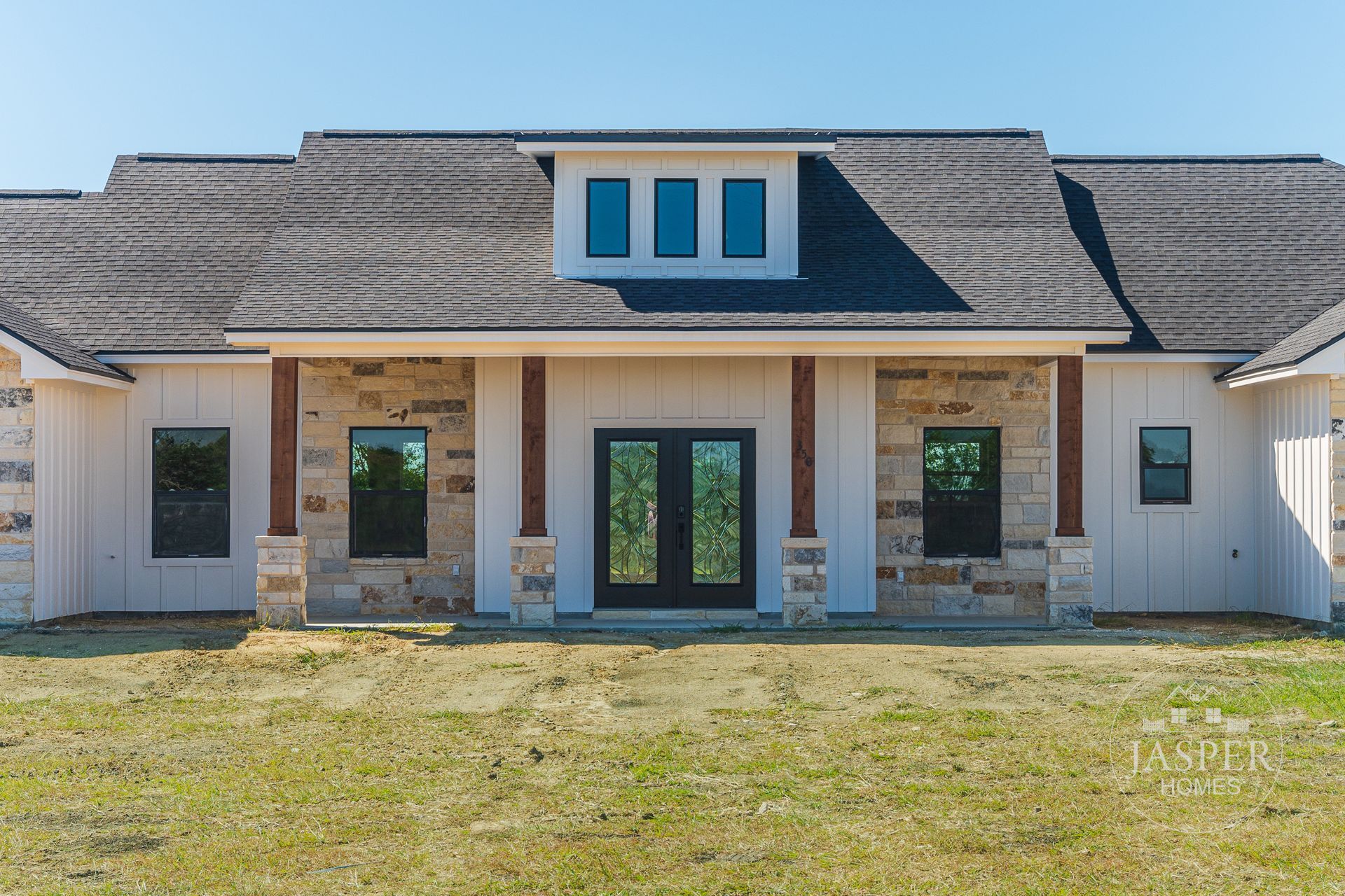 Port Lavaca custom home on Bredan Road by Jasper Homes — photo 6