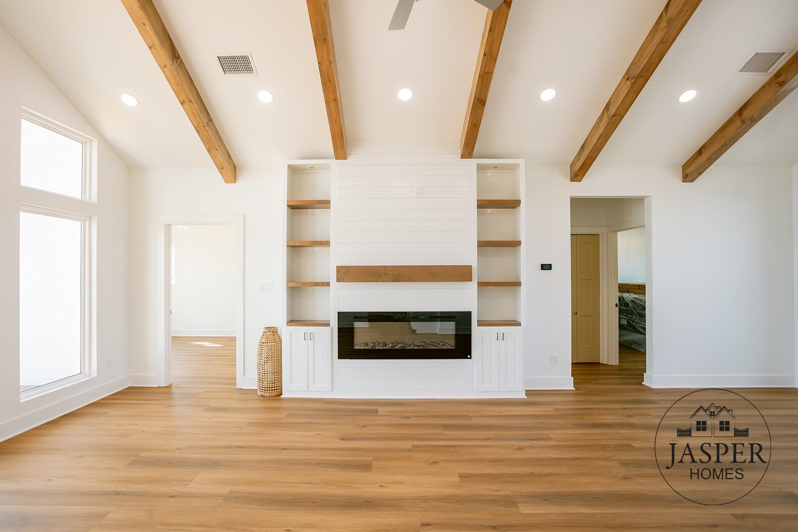 Palacios custom home on Windswept Drive by Jasper Homes — photo 34
