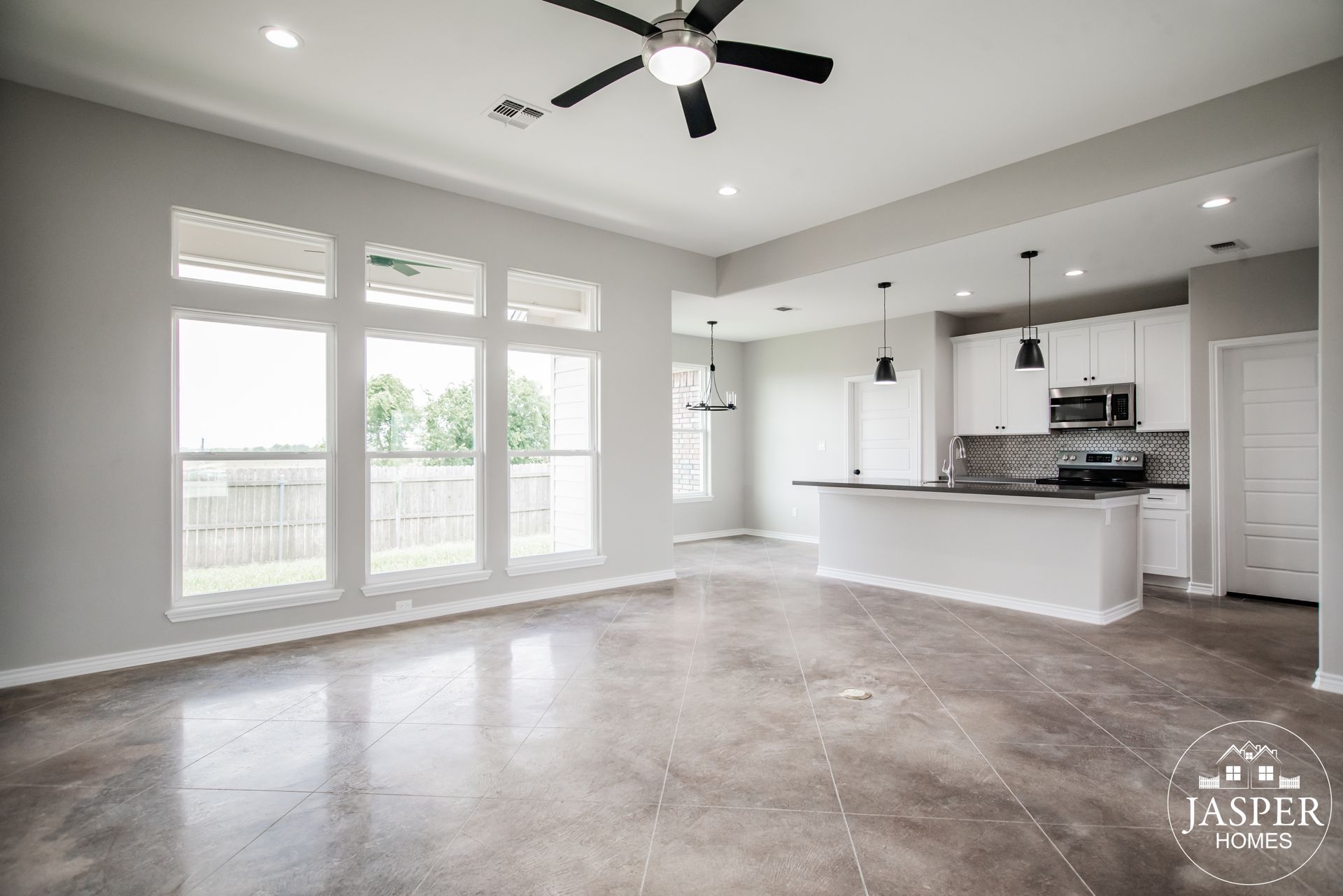 Victoria spec home built by Jasper Homes — photo 62