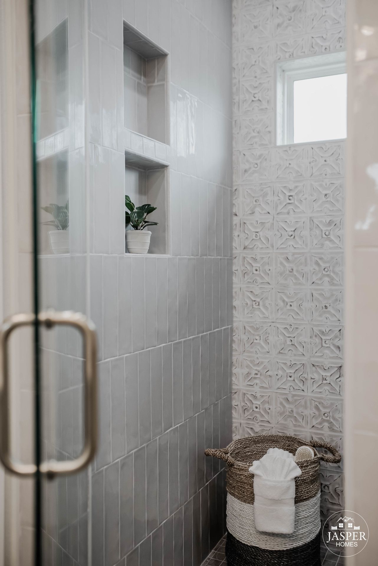 Victoria custom home built by Jasper Homes — photo 18